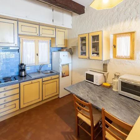 Appartement Village De Silhouette-5 By Interhome
